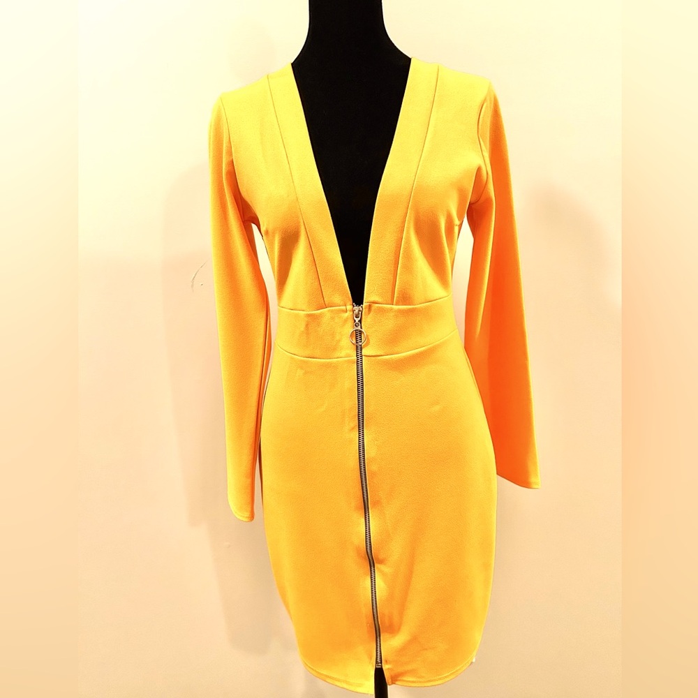 Mustard, Long Sleeve, Deep V Plunge, Body-con Dress, Size 12, NWT